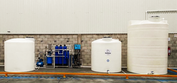 Tren de Agua y Tanques de Almacenamiento